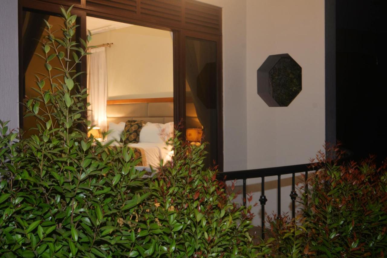 Akasu Bed And Breakfast 캄팔라 외부 사진